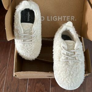 BRAND NEW Smallbirds Wool Runner Fluff